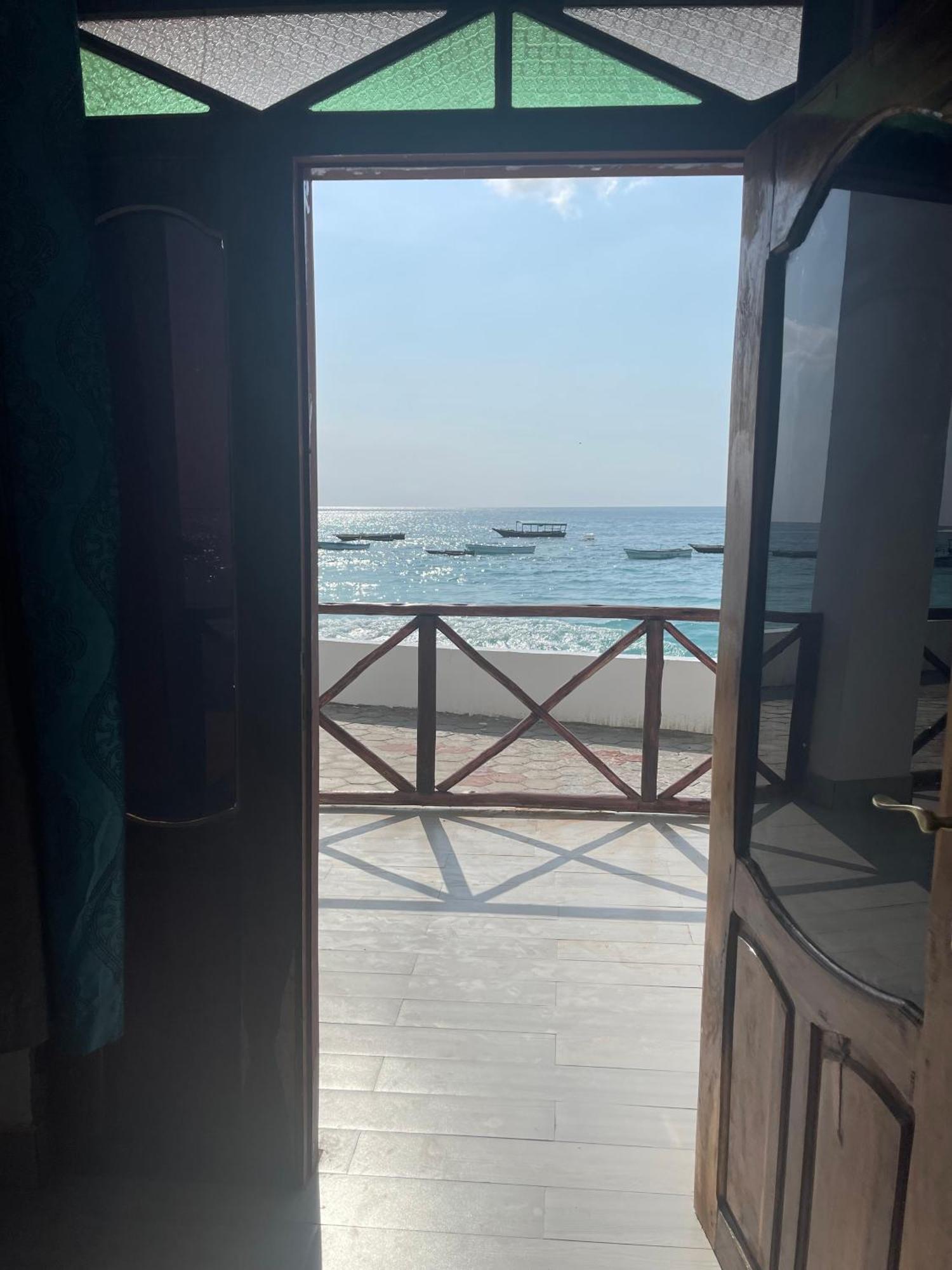 Amazing Zanzibar Beach Hotel Nungwi Εξωτερικό φωτογραφία